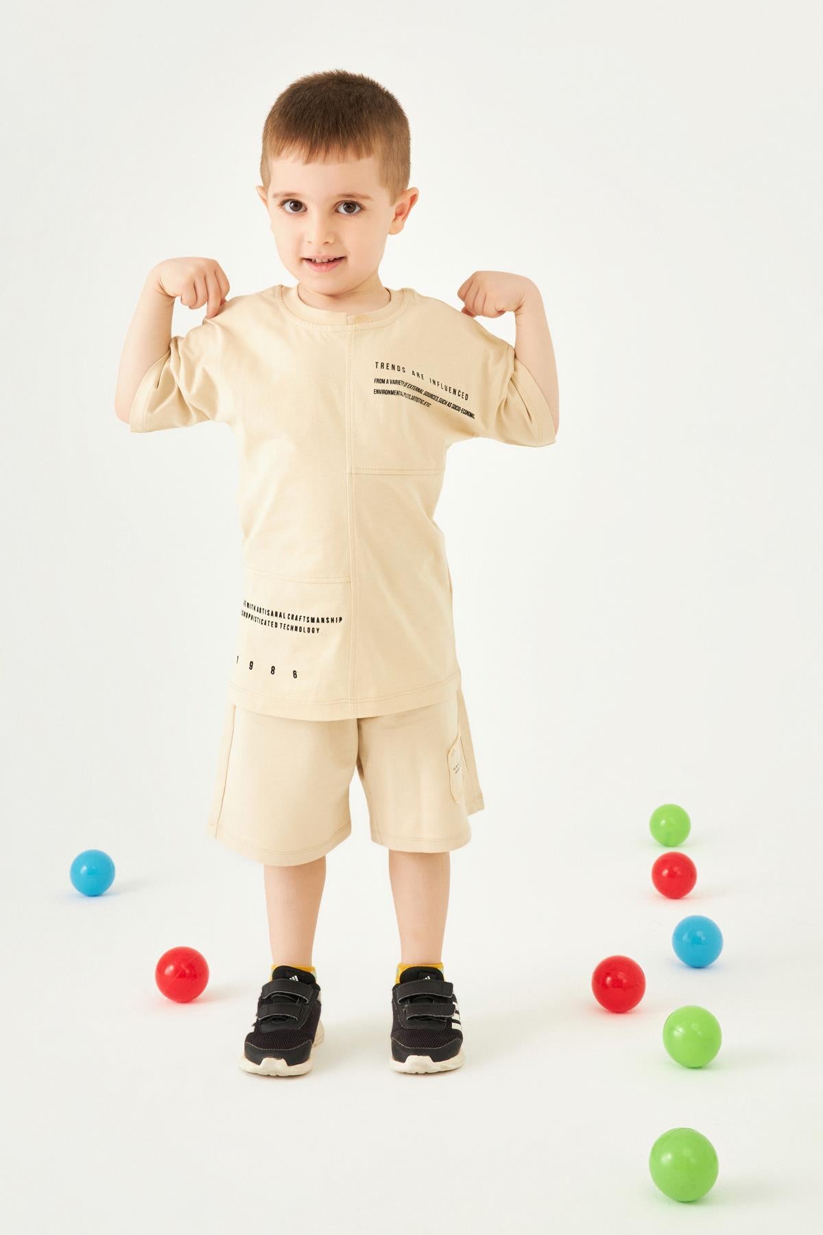 Asimetrik Basic Erkek Çocuk Şortlu Takım