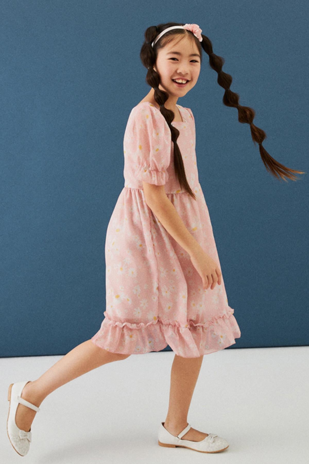 Balon Kollu Eteği Fırfırlı Çiçek Desenli Kız Çocuk Elbise