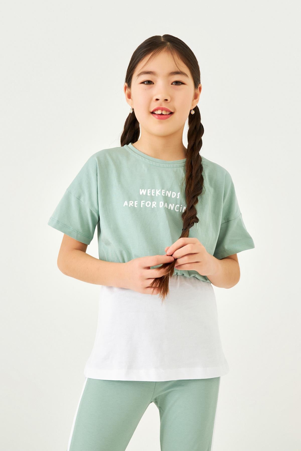 Baskılı Şerit Detaylı Atletli ve Taytlı Kız Çocuk Üçlü Takım