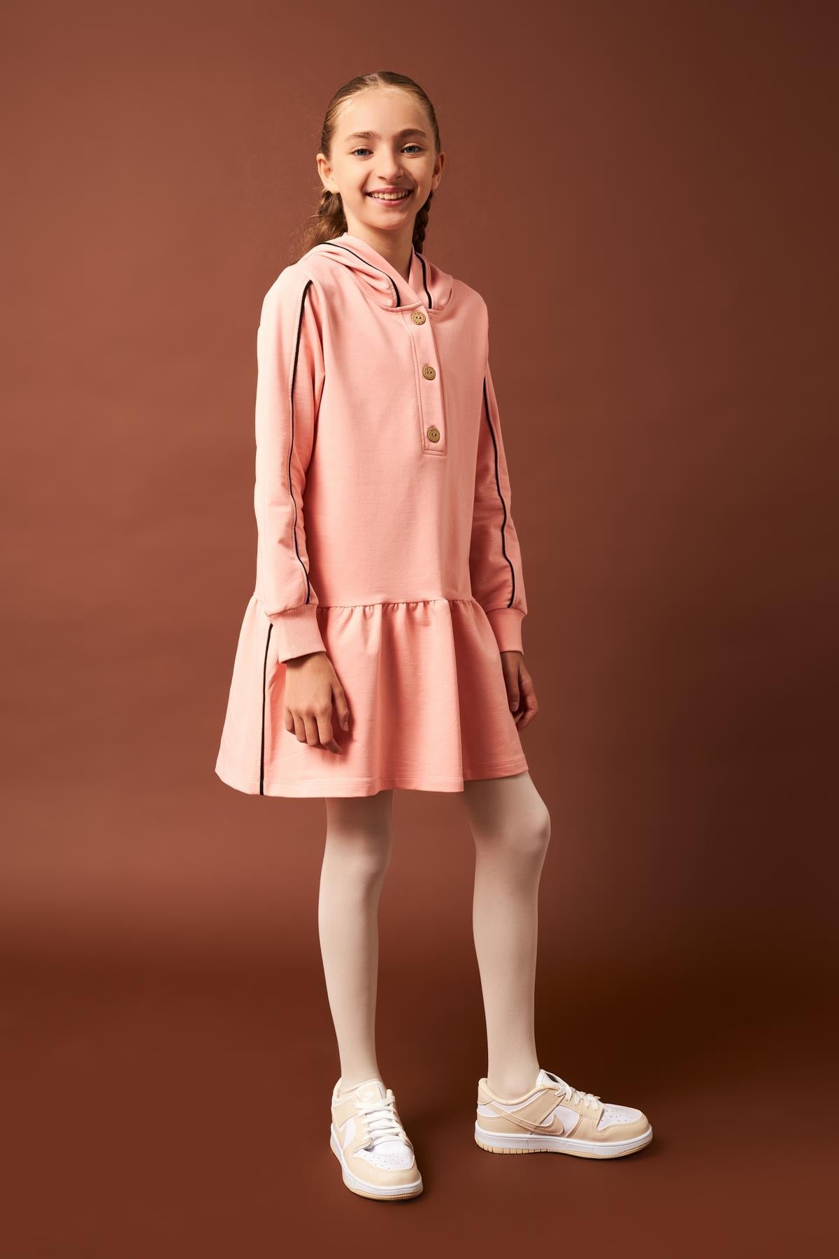 Biye Detaylı Kapüşonlu Kız Çocuk Elbise