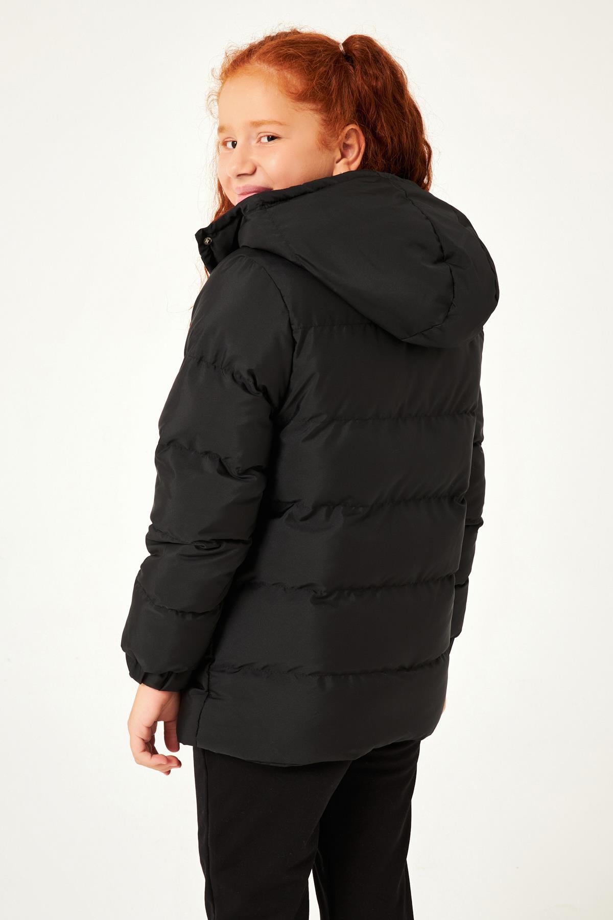 Cep Detaylı Kapüşonlu Unisex Çocuk Mont