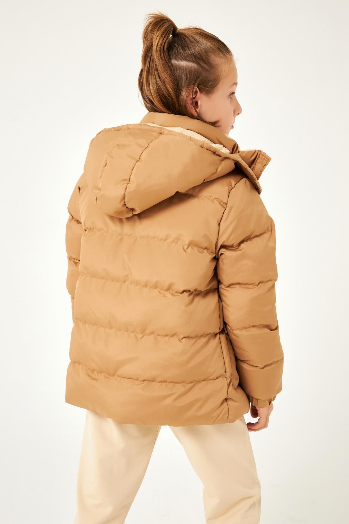 Cep Detaylı Kapüşonlu Unisex Çocuk Mont