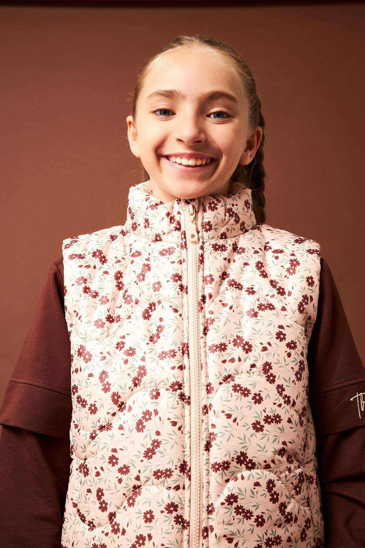 Çiçek Desenli Kız Çocuk Yelek