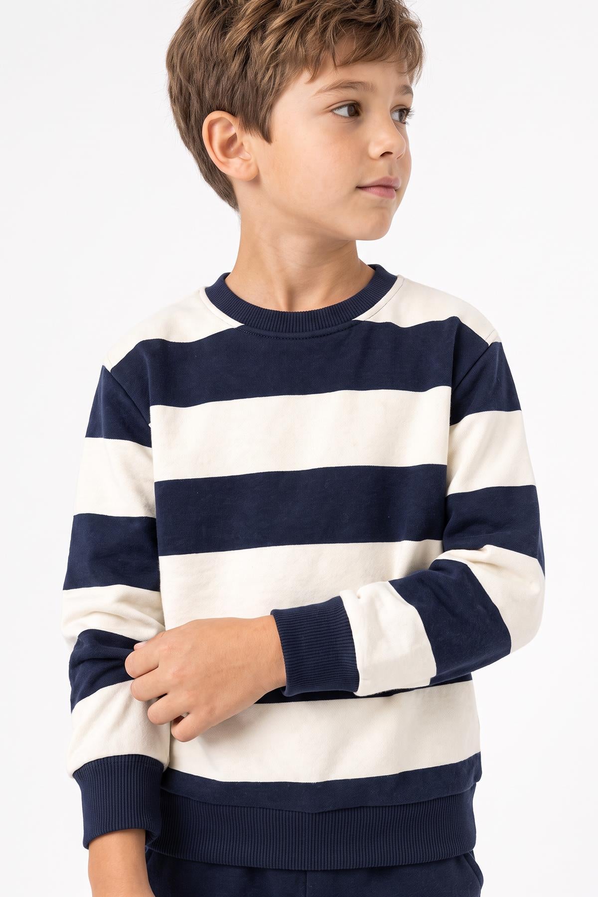 Erkek Çocuk Çizgili Sweatshirt ve Jogger Alt Şardonlu Takım