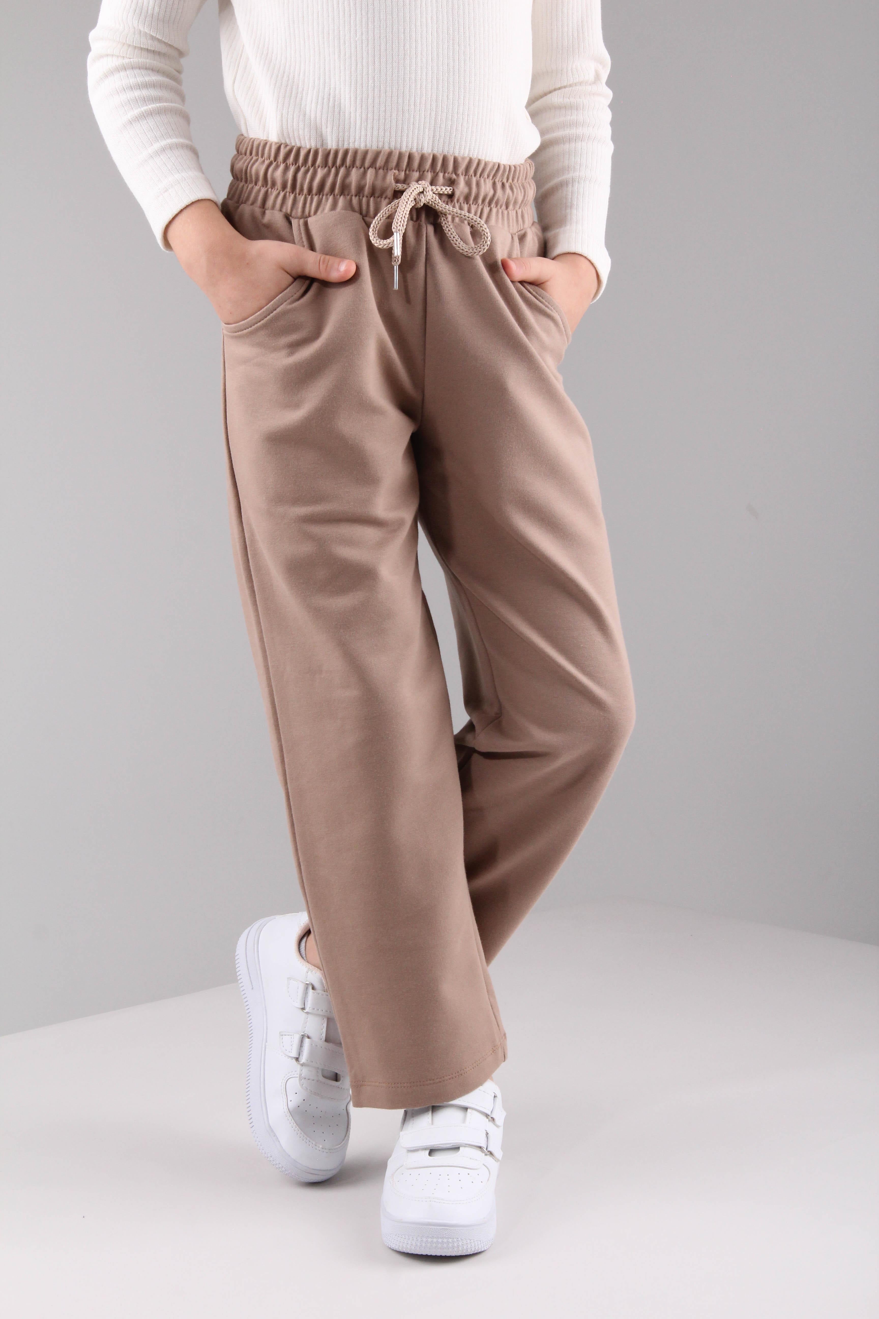 Düz Kesim Cepli Pamuklu Erkek Çocuk Eşofman Altı