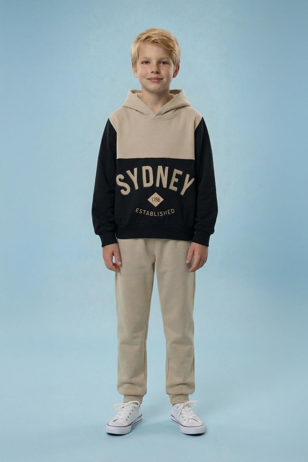 Erkek Çocuk Baskı Detaylı Kapüşonlu Kışlık Eşofman Takımı