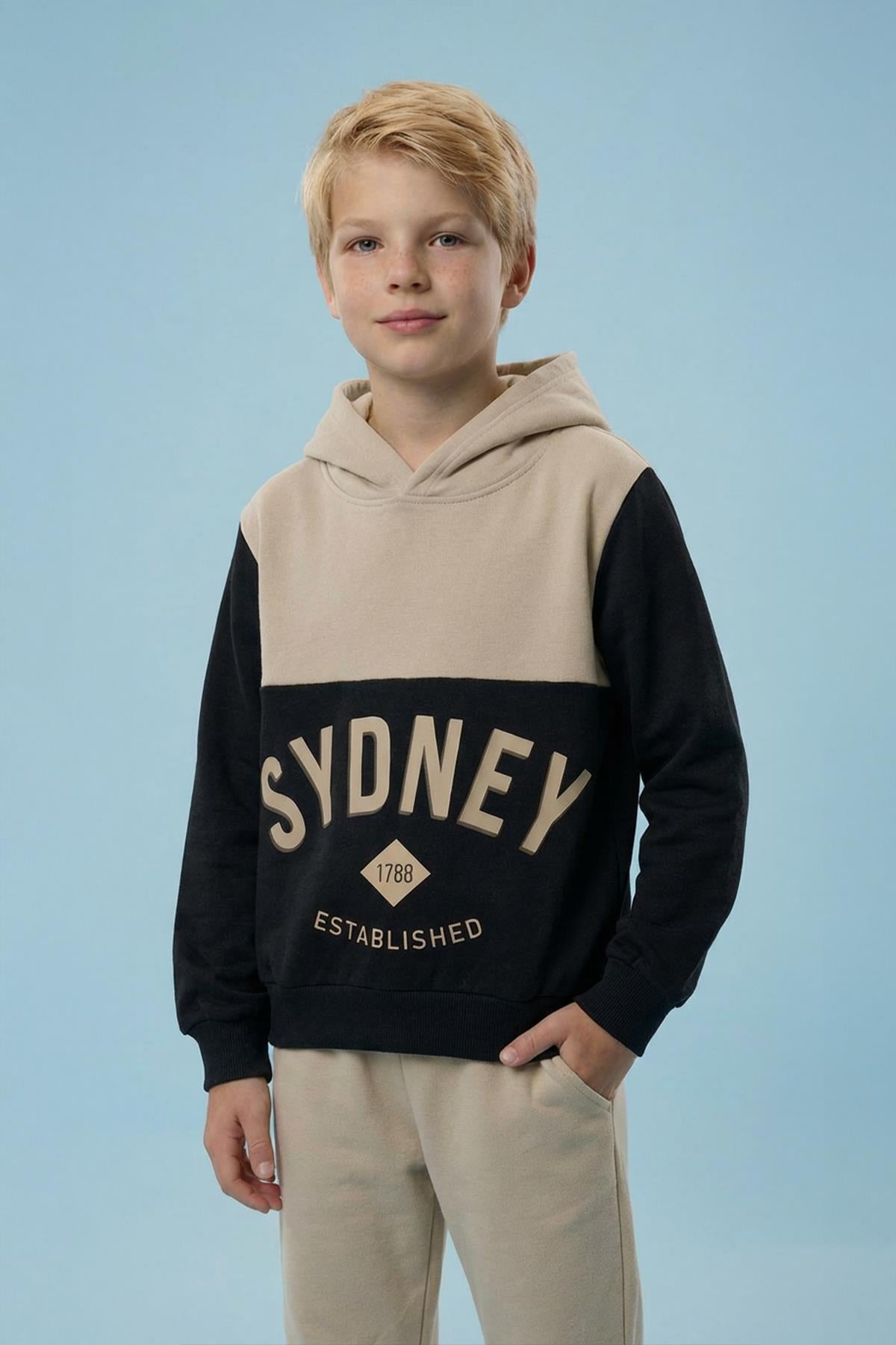 Erkek Çocuk Baskı Detaylı Kapüşonlu Kışlık Eşofman Takımı