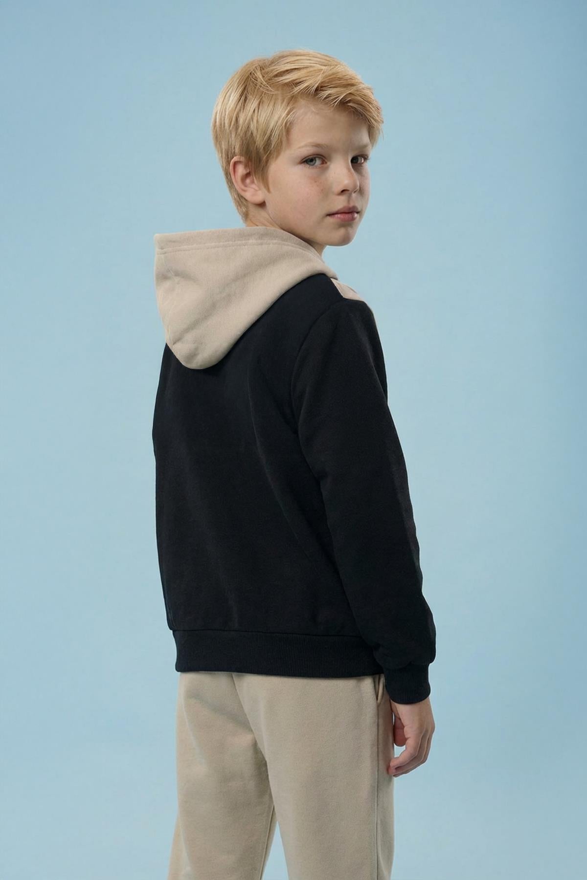 Erkek Çocuk Baskı Detaylı Kapüşonlu Kışlık Eşofman Takımı