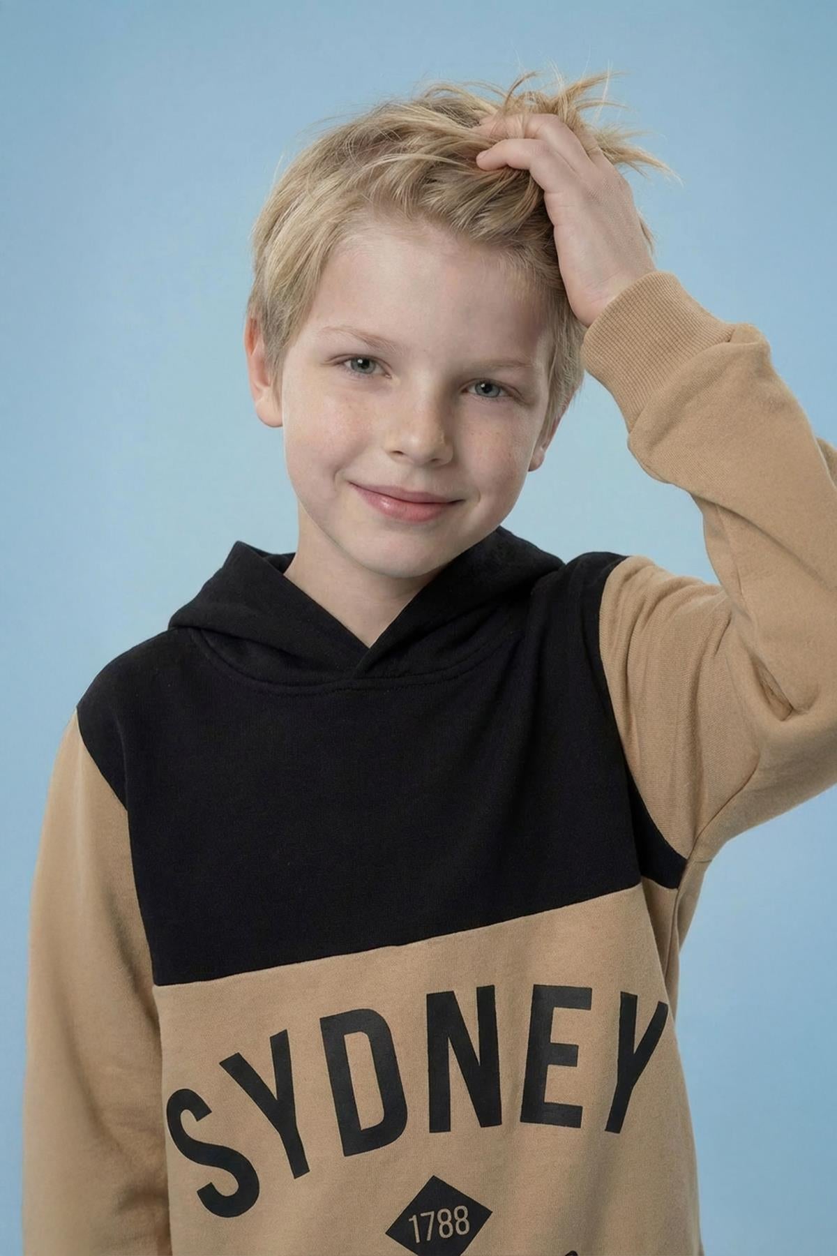 Erkek Çocuk Baskı Detaylı Kapüşonlu Kışlık Eşofman Takımı