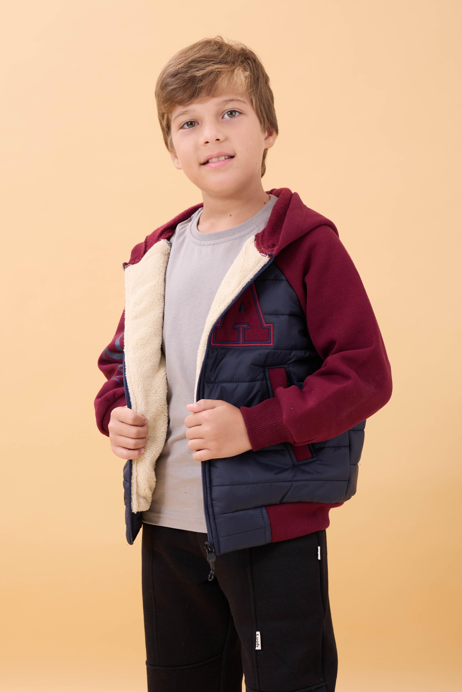 Erkek Çocuk İçi Peluşlu Kapitone Kapüşonlu Kolej Ceket