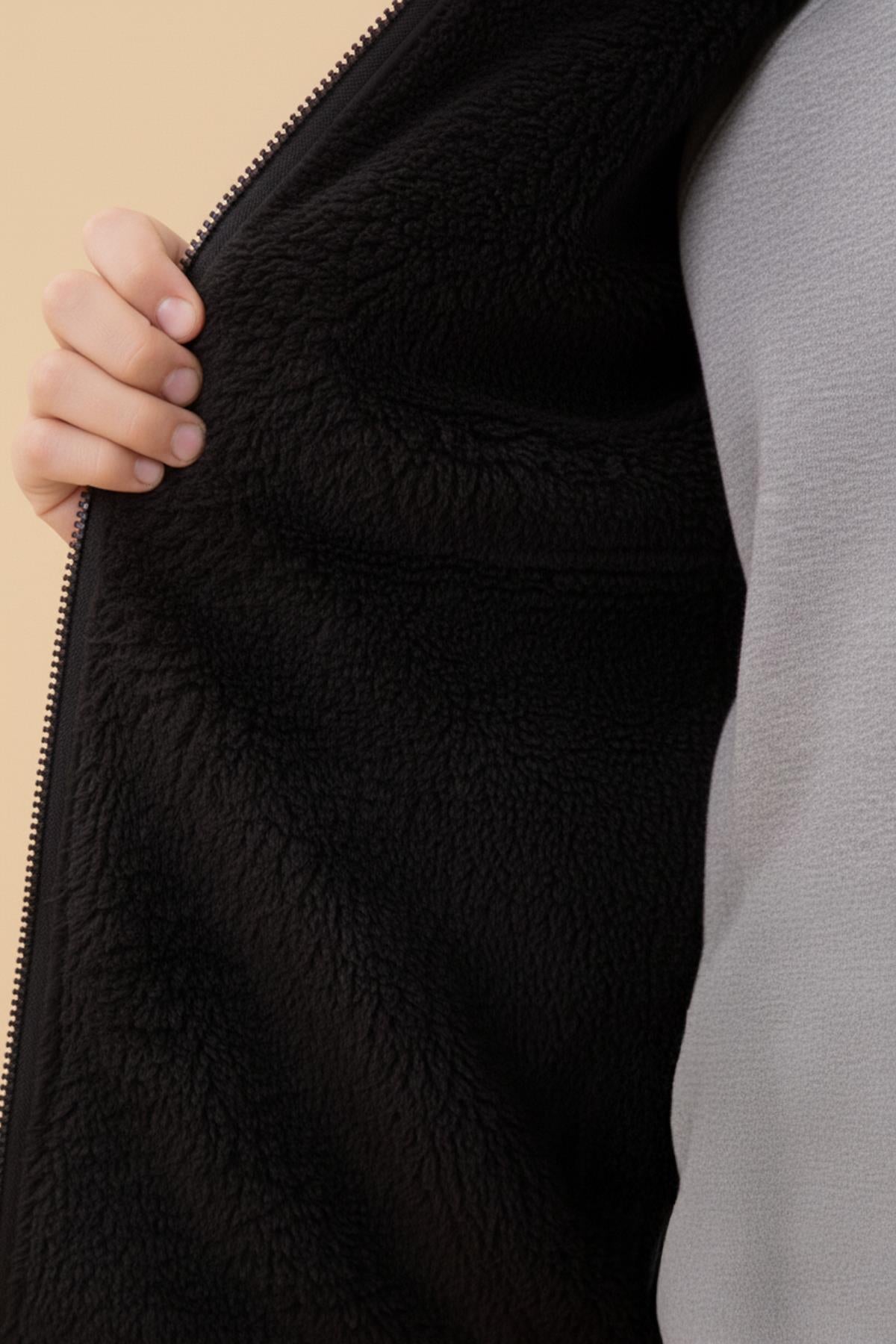 Erkek Çocuk İçi Peluşlu Kapitone Kapüşonlu Kolej Ceket – Siyah