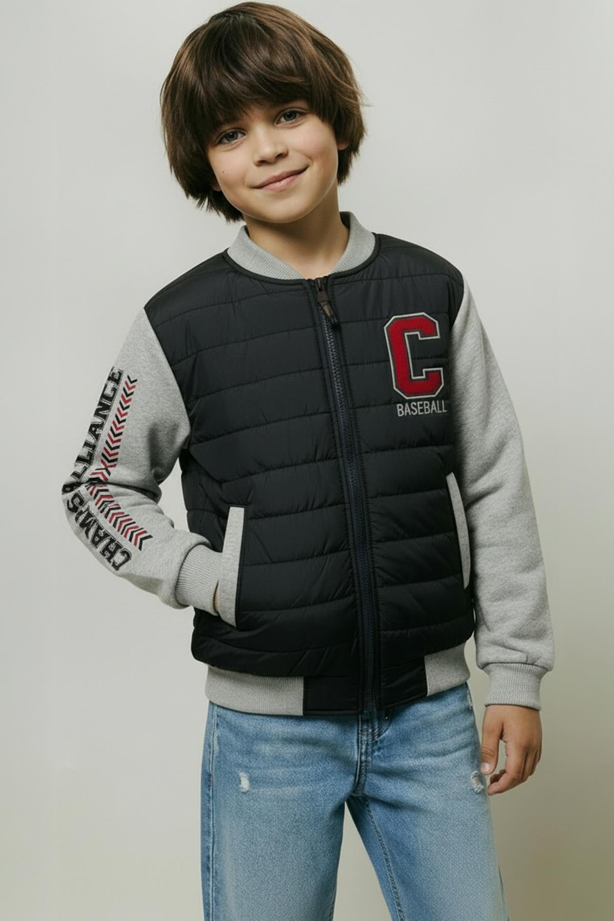 Erkek Çocuk İçi Peluşlu Nakış Detaylı Kapitone Kolej Ceket