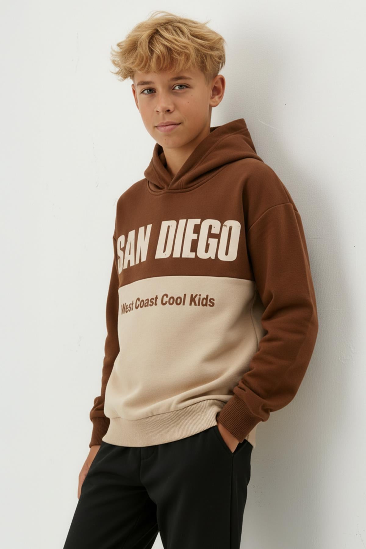 Erkek Çocuk Kapüşonlu Baskı Detaylı Parçalı Sweatshirt