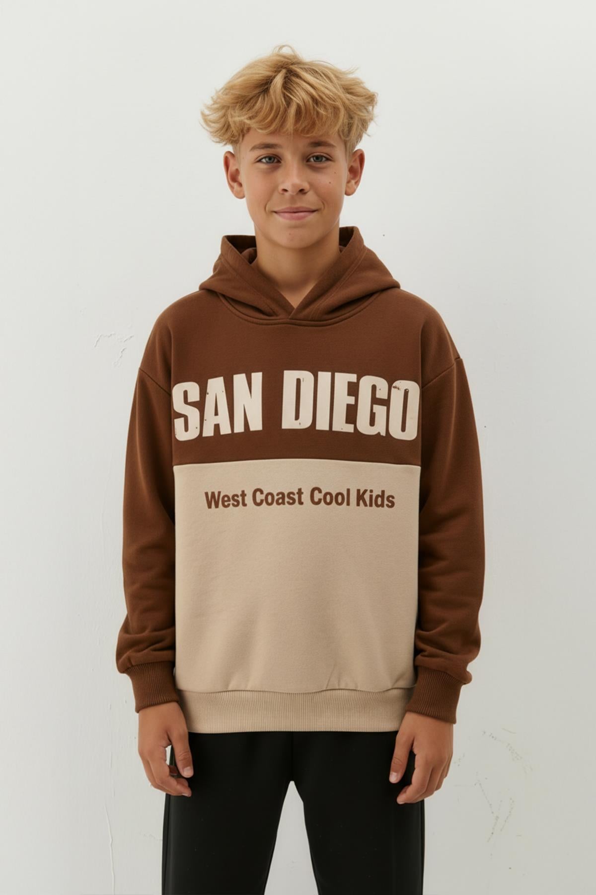 Erkek Çocuk Kapüşonlu Baskı Detaylı Parçalı Sweatshirt