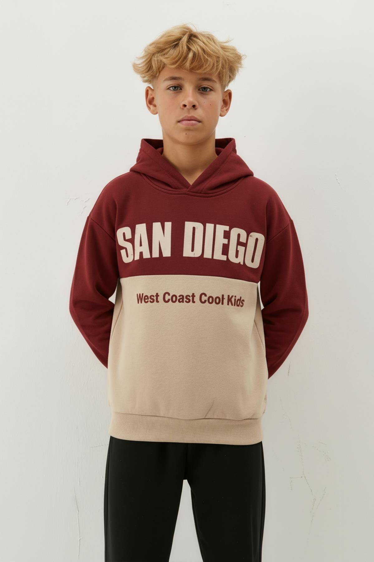 Erkek Çocuk Kapüşonlu Baskı Detaylı Parçalı Sweatshirt