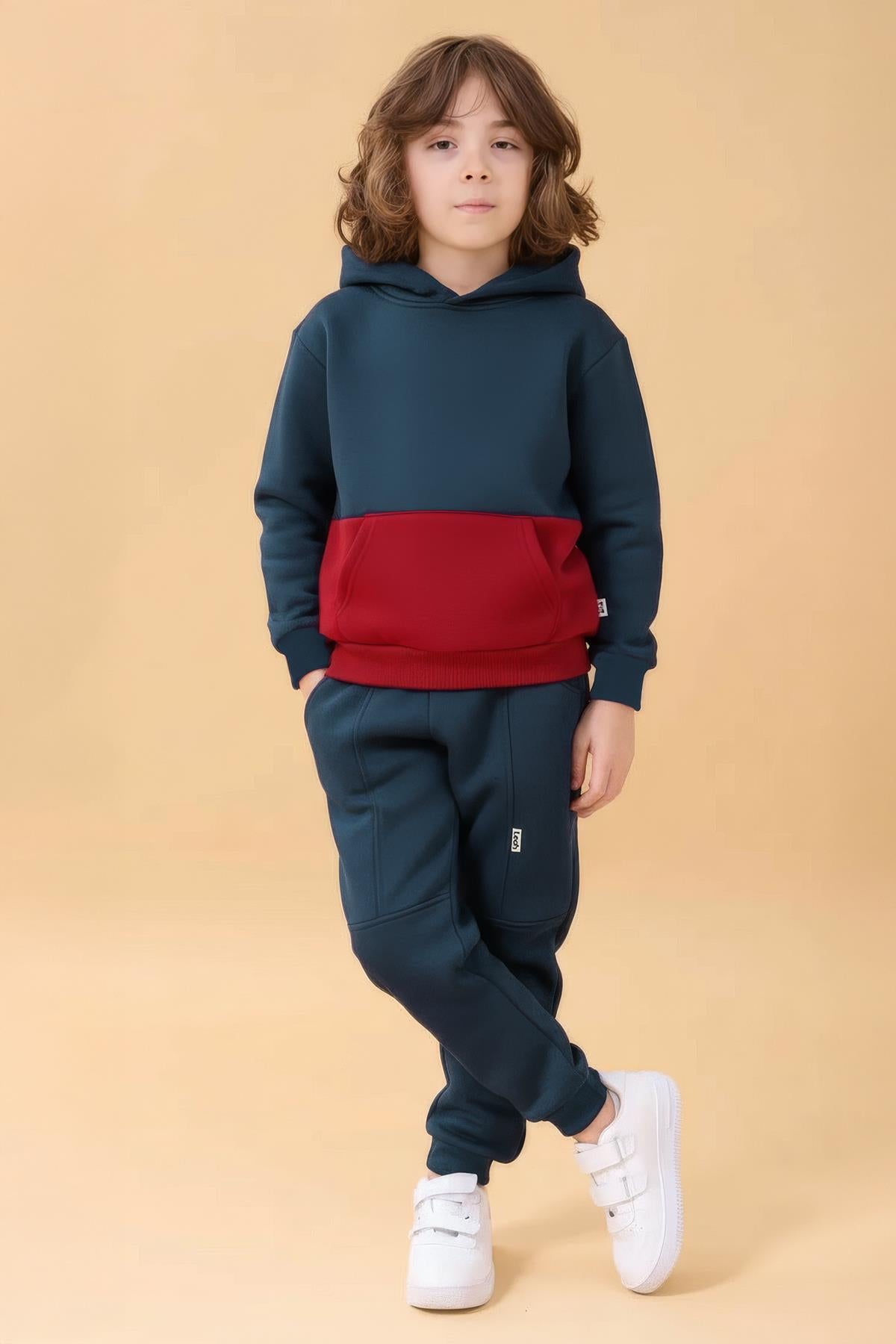 Erkek Çocuk Kapüşonlu Kanguru Cepli 2 Renk Sweatshirt ve Rahat Kalıp İçi Polarlı Jogger Alt Takım – İndigo & Kırmızı