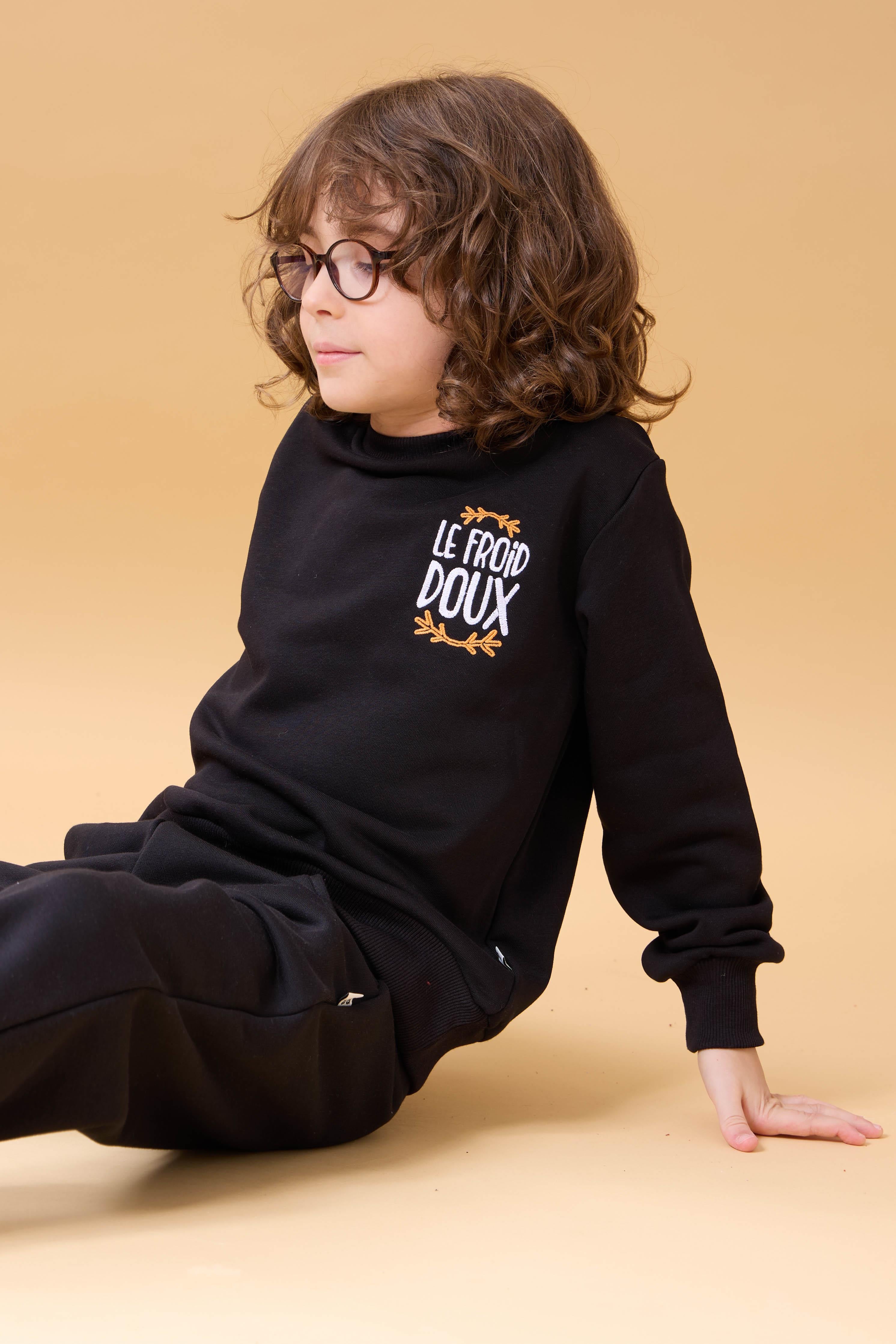 Erkek Çocuk Nakış Baskı Detaylı Mevsimlik İkili Takım