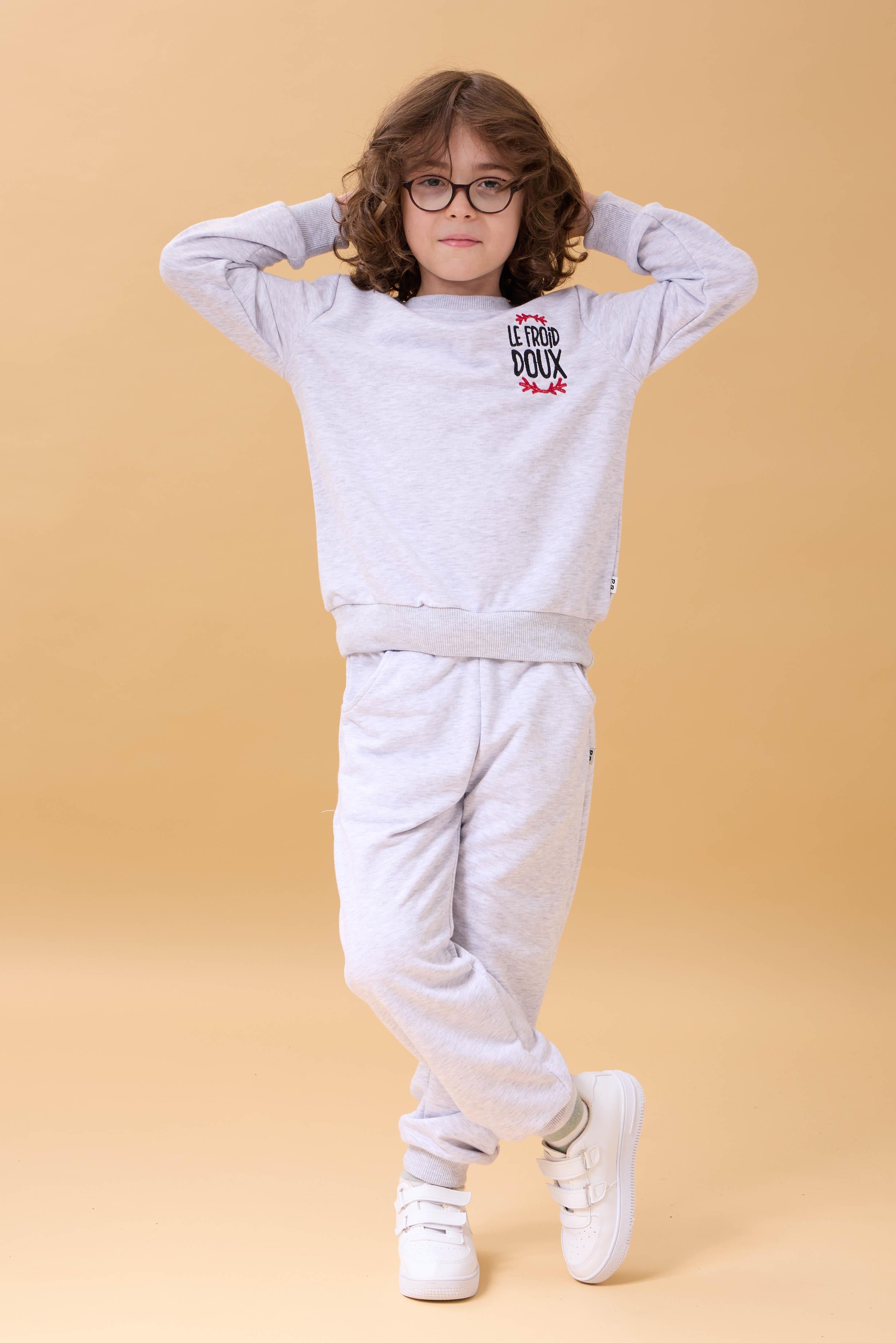 Erkek Çocuk Nakış Baskı Detaylı Mevsimlik İkili Takım