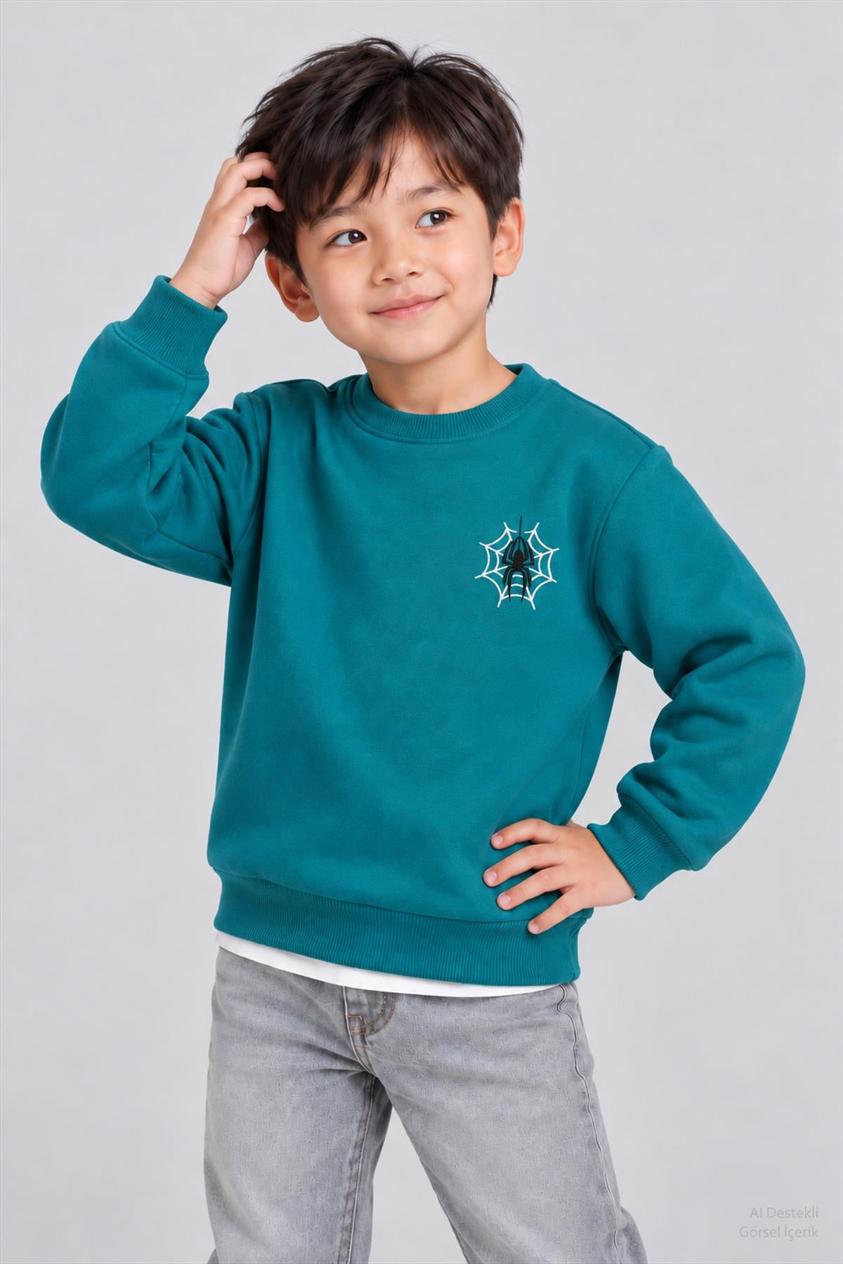 Erkek Çocuk Örümcek Nakış ve Baskı Detaylı 2'li Sweatshirt Seti