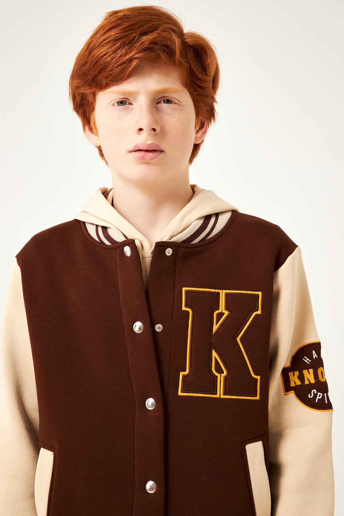 K Nakış Detaylı Erkek Çocuk Kolej Ceket