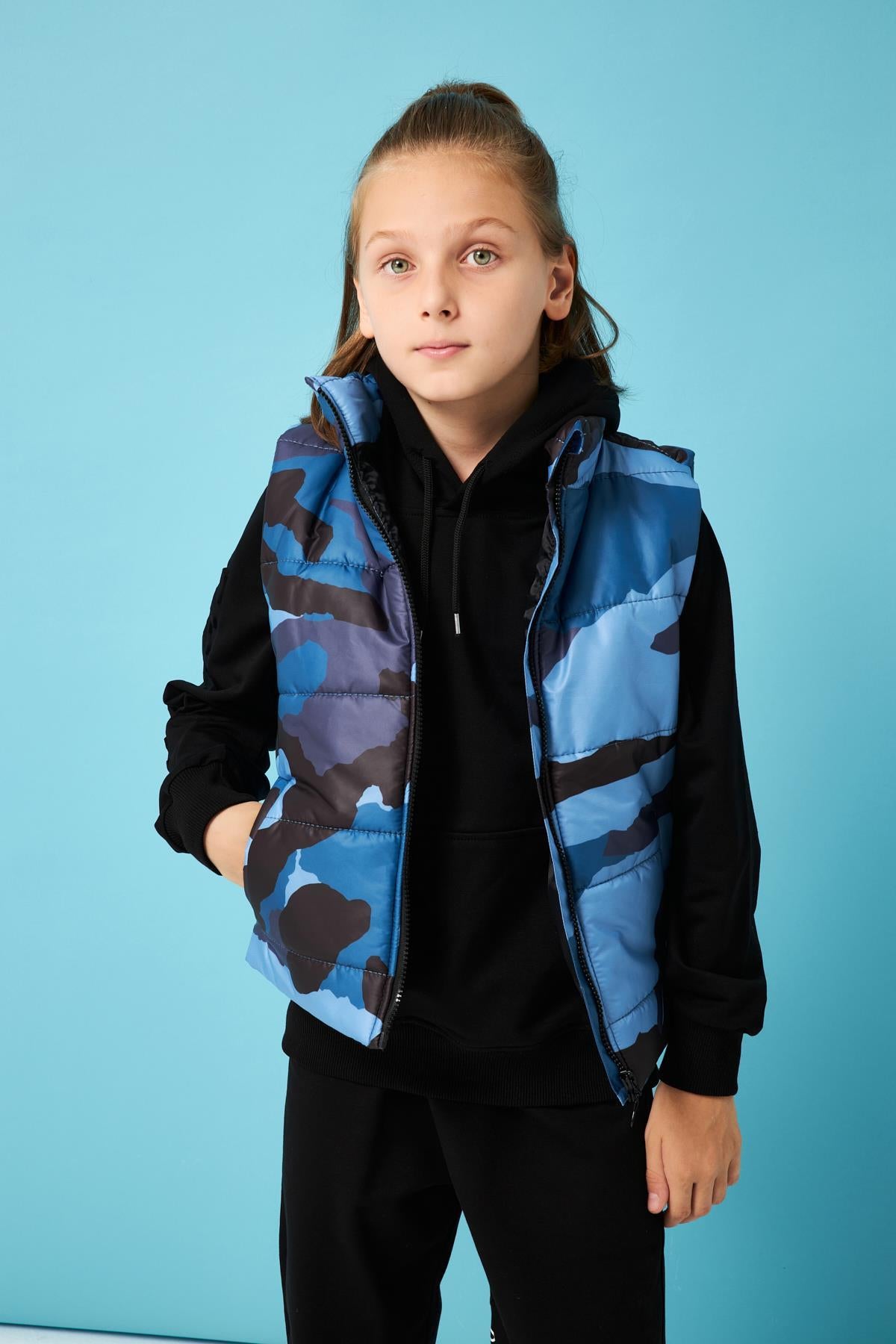 Kamuflaj Desenli Erkek Çocuk Yelek