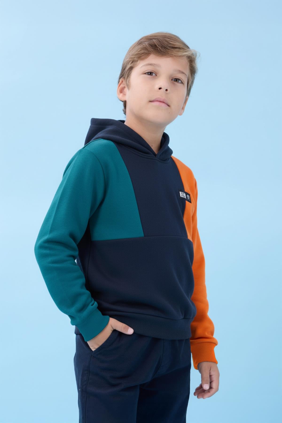 Kapüşonlu Parçalı 3 İp Erkek Çocuk Sweatshirt Lacivert