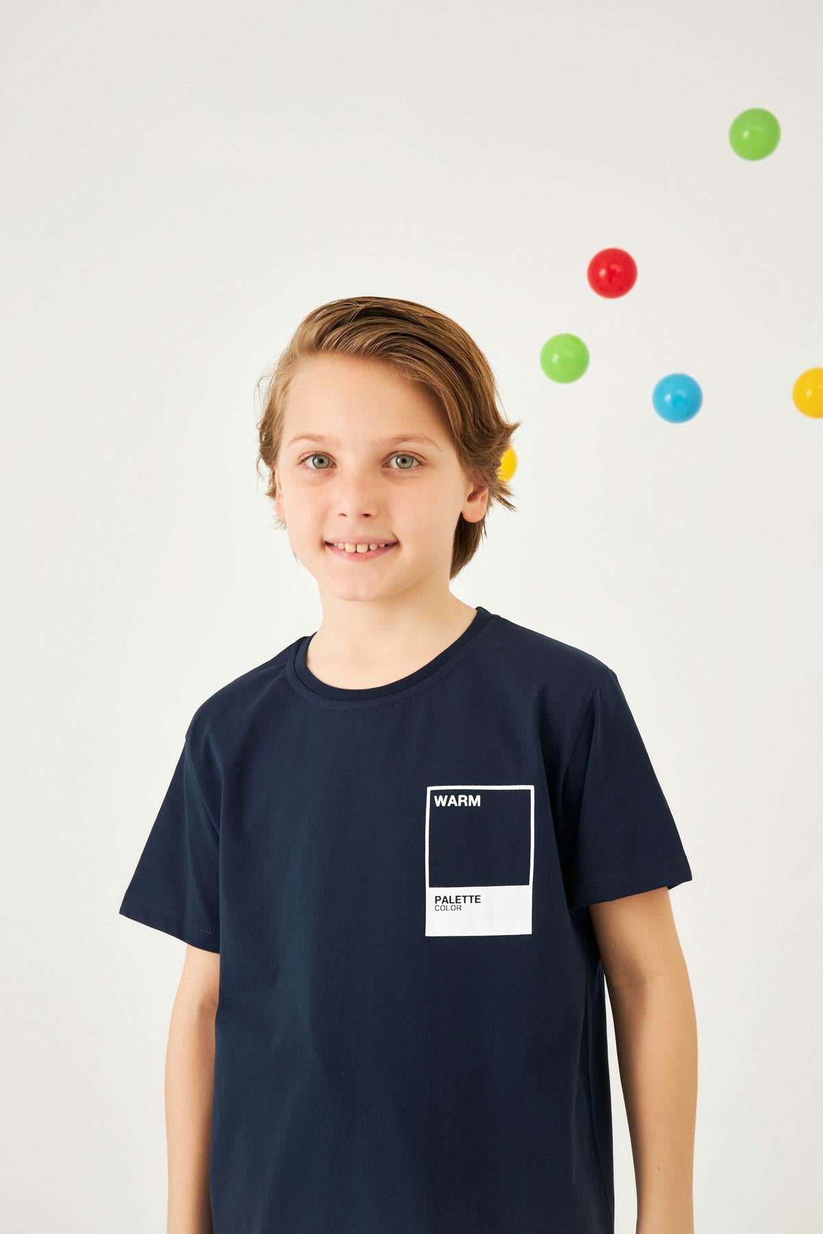 Kare Baskılı Bisiklet Yaka Pamuk Tshirt