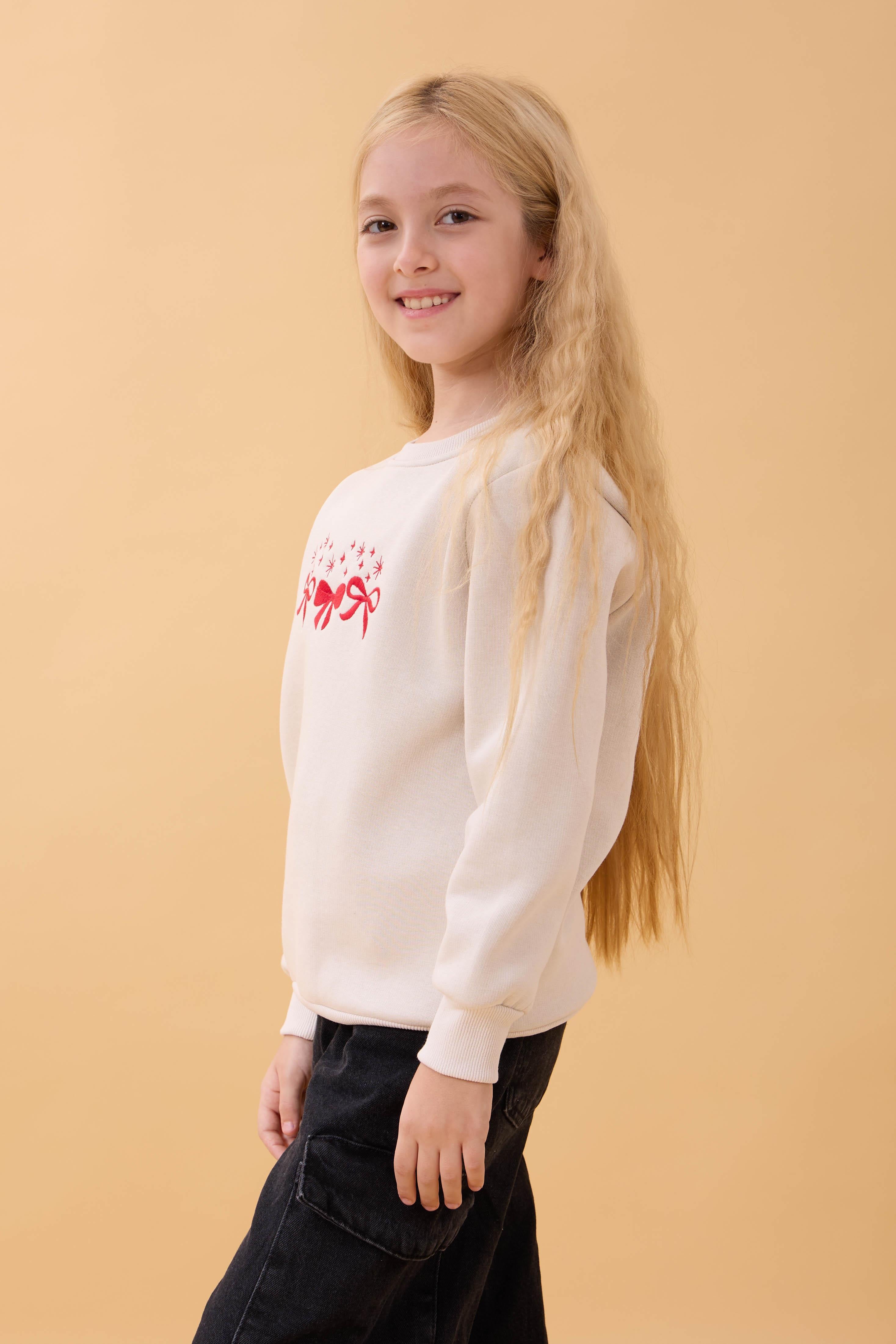 Kız Çocuk Bisiklet Yaka Fiyonk Nakışlı Sweatshirt