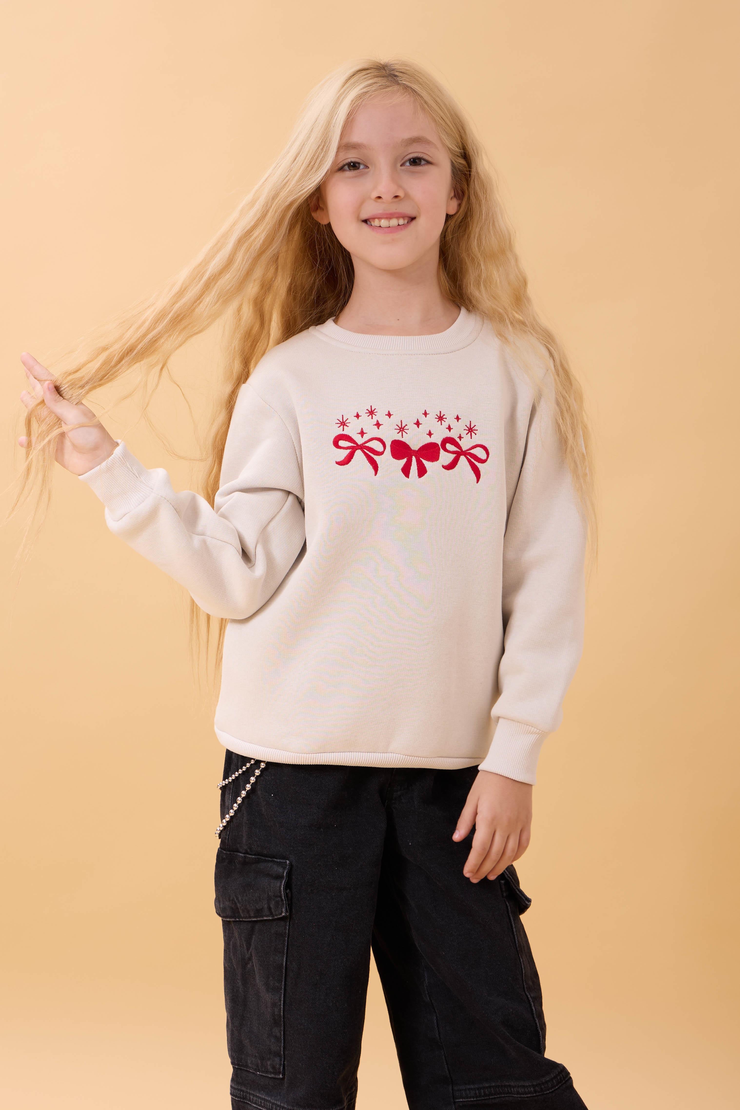 Kız Çocuk Bisiklet Yaka Fiyonk Nakışlı Sweatshirt