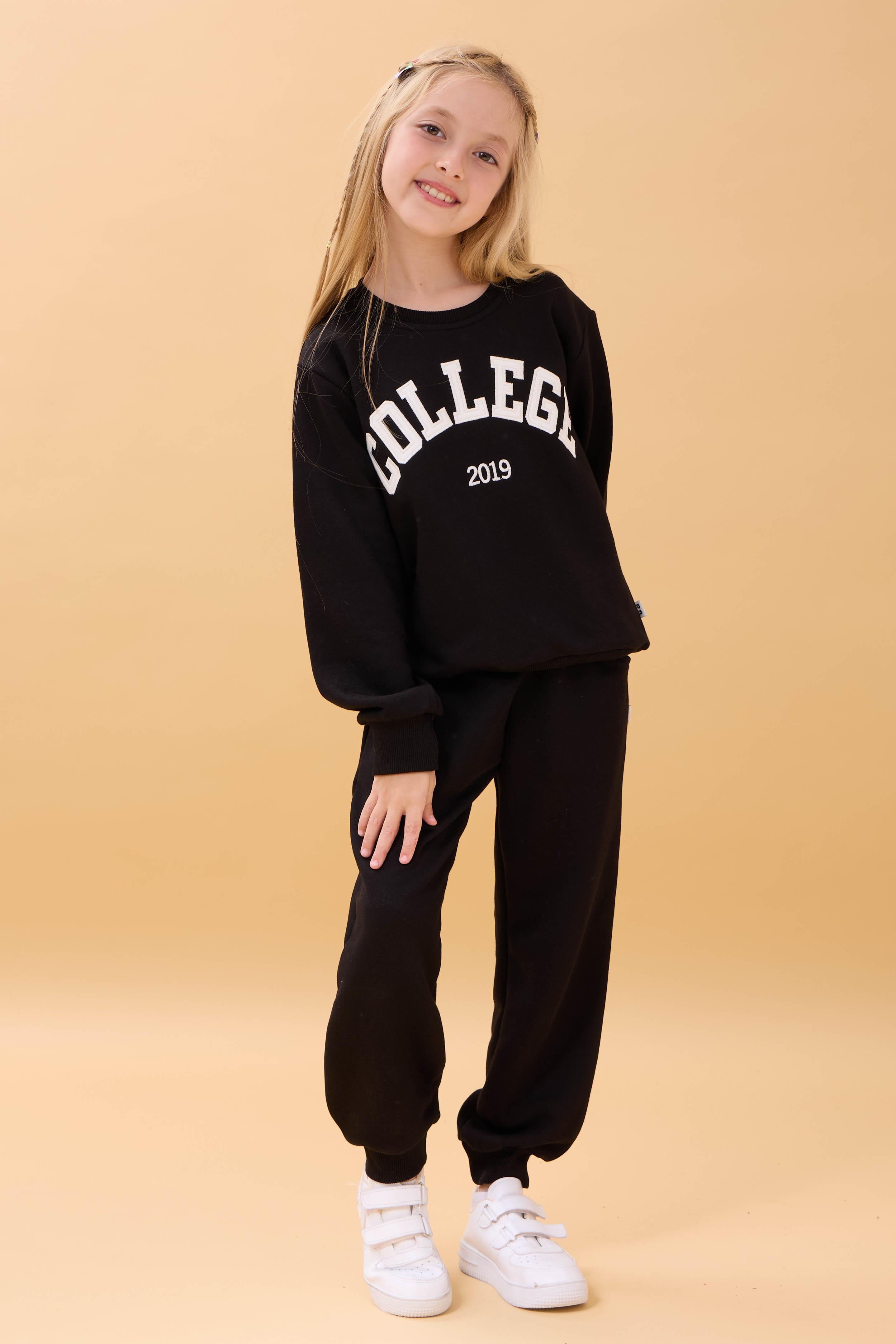 Kız Çocuk Bisiklet Yaka Kabartma Yazı Detaylı 2'li Eşofman Takımı Şardonsuz