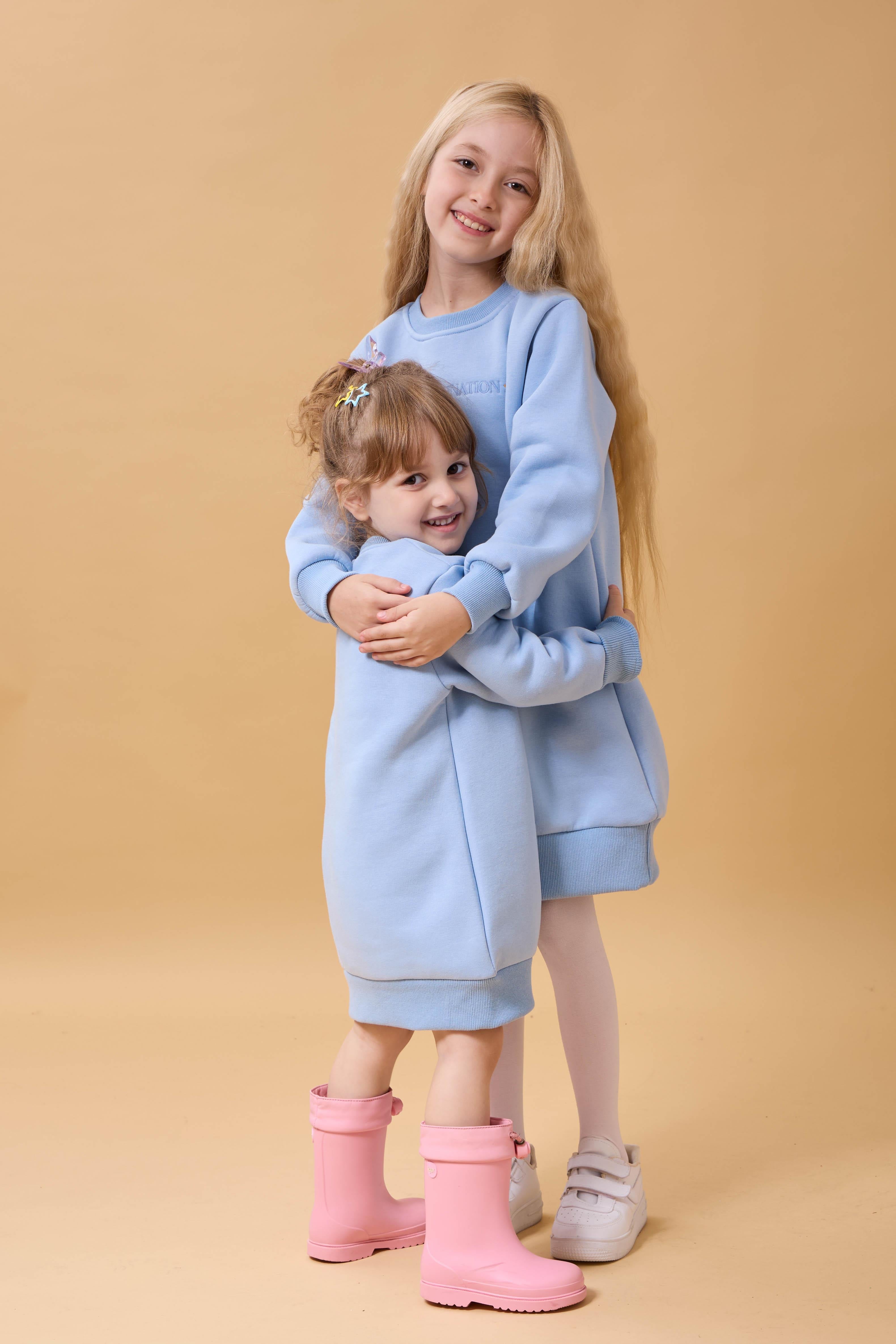 Kız Çocuk Bisiklet Yaka Nakış Detaylı İçi Polarlı Elbise