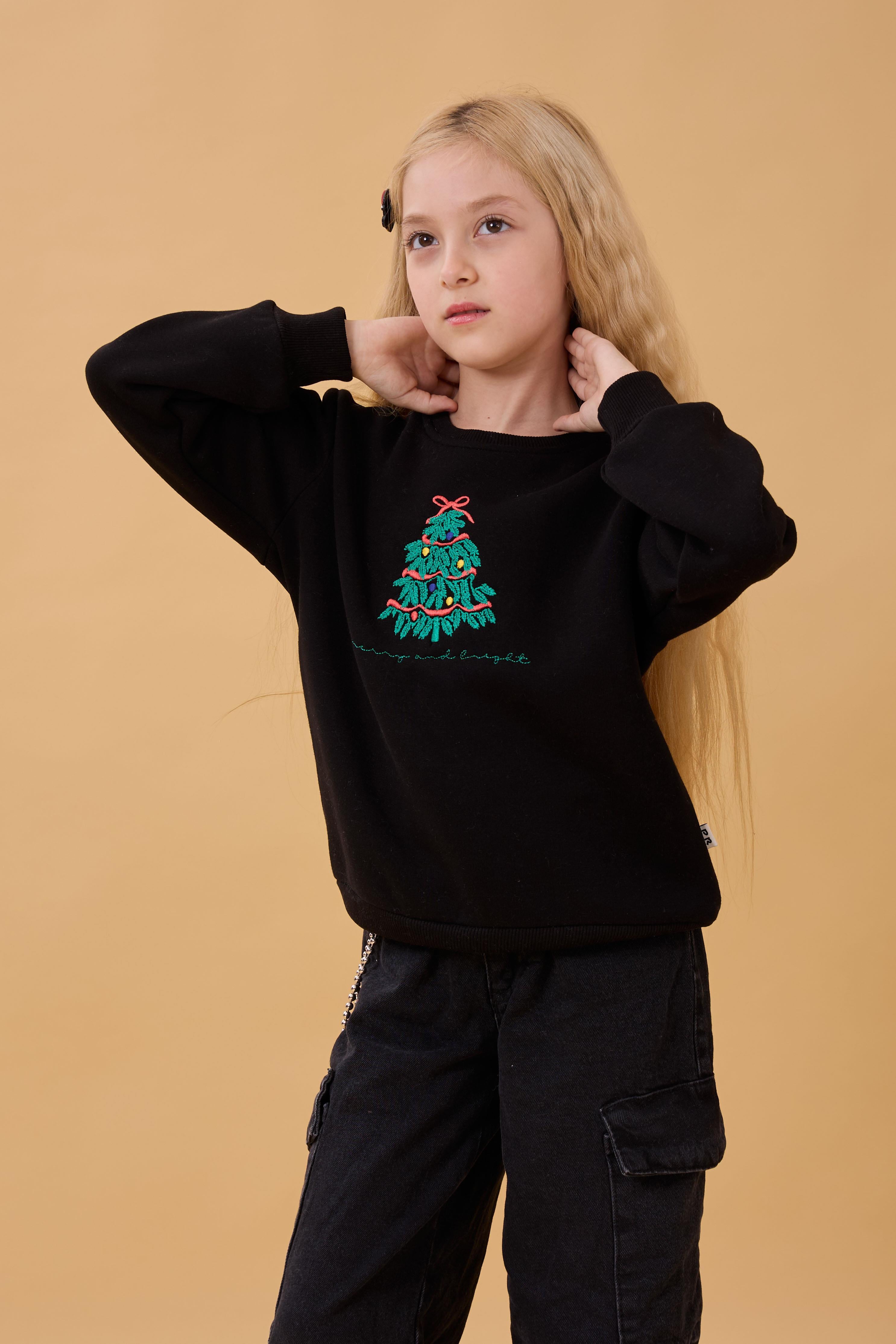 Kız Çocuk Bisiklet Yaka Nakış Detaylı Kışlık Sweatshirt – Siyah