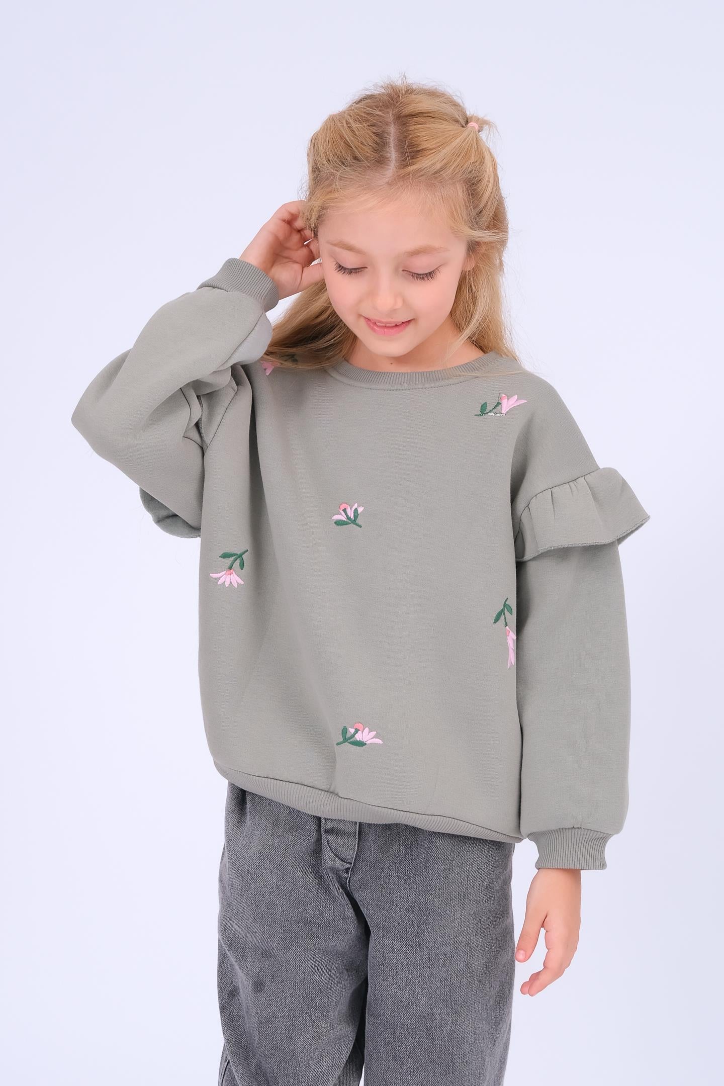 Kız Çocuk Fırfır Detaylı Çiçek İşlemeli Şardonlu Oversize Sweatshirt - Gri