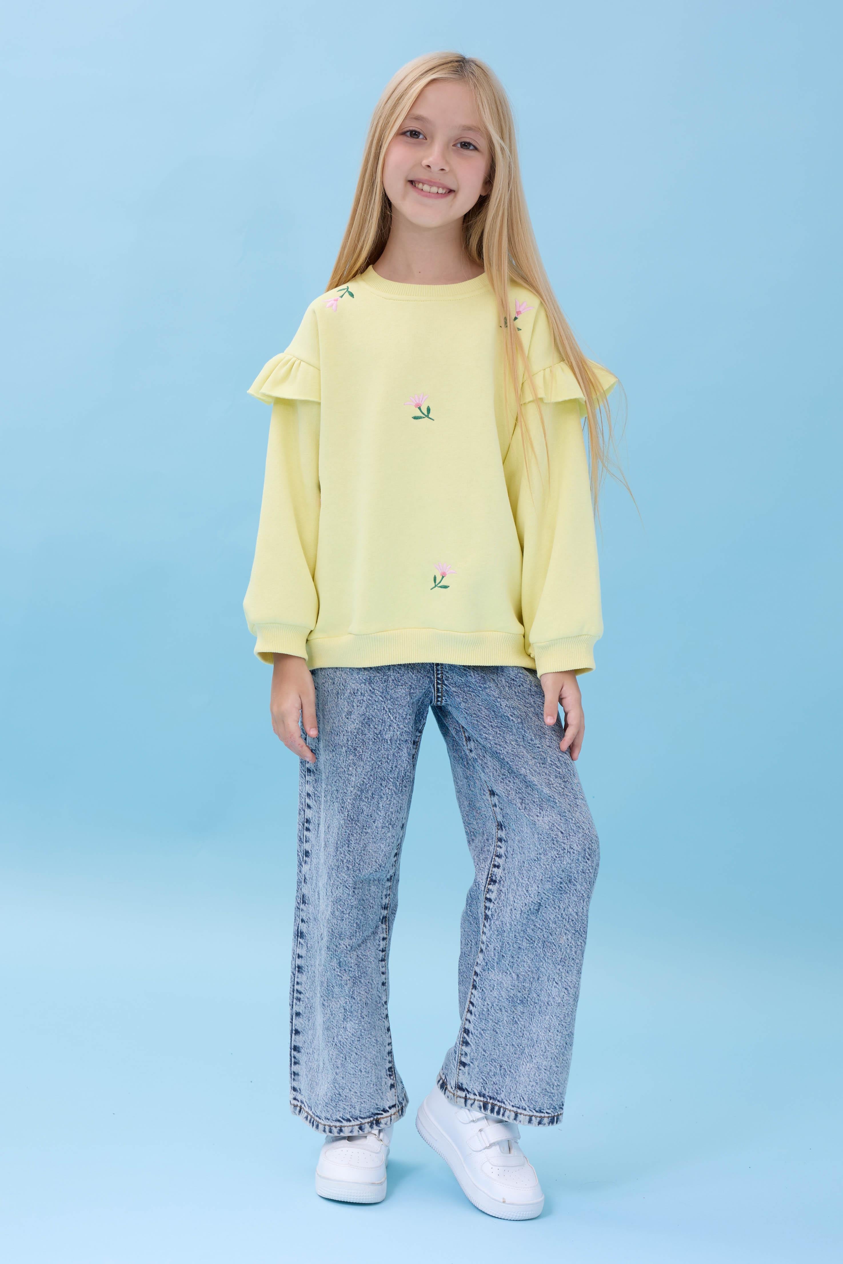 Kız Çocuk Fırfır Detaylı Çiçek İşlemeli Şardonlu Oversize Sweatshirt - Sarı
