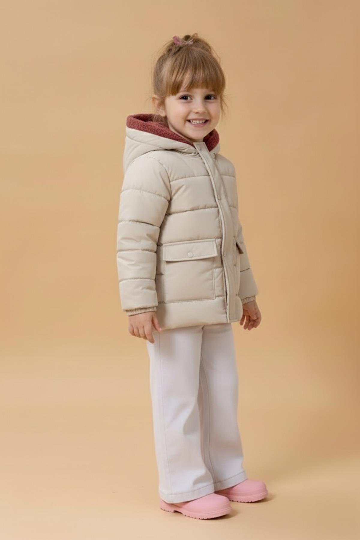 Kız Çocuk Kürklü Kapüşonlu Atkılı Şişme Mont – Taş