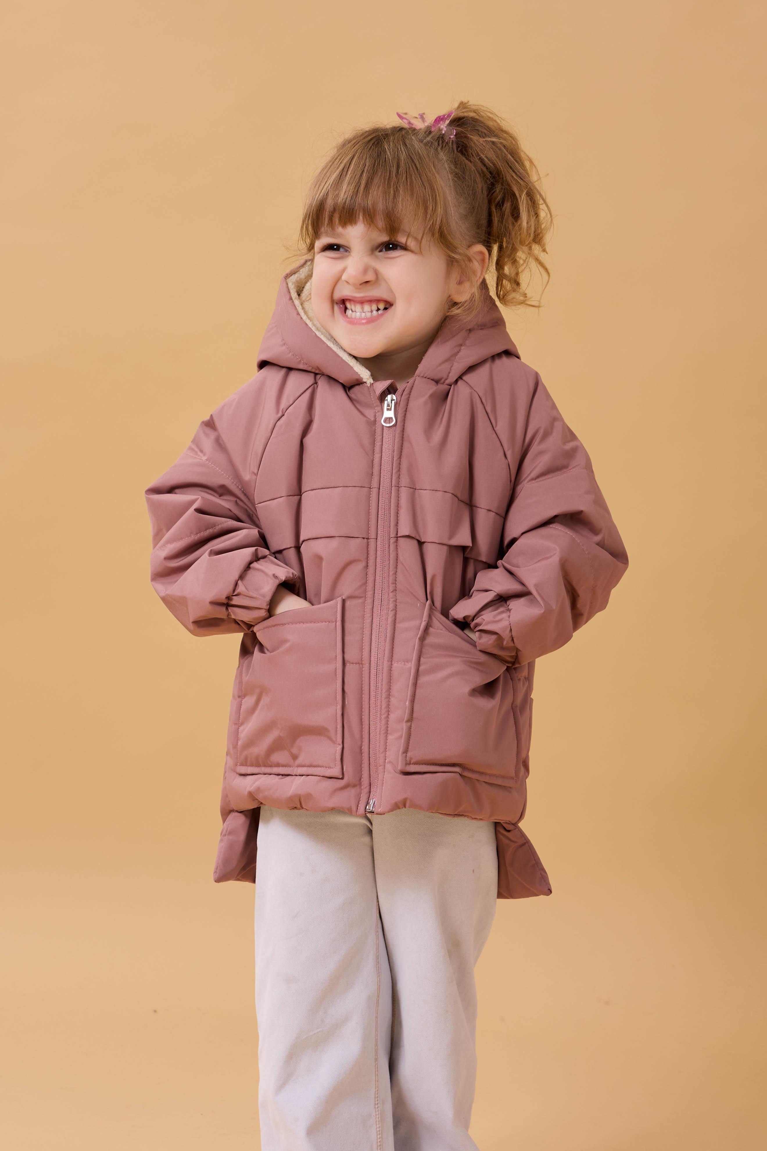 Kız Çocuk Kürklü Kulaklı ve Çanta Aksesuarlı Kalın Kışlık Mont Gülkurusu