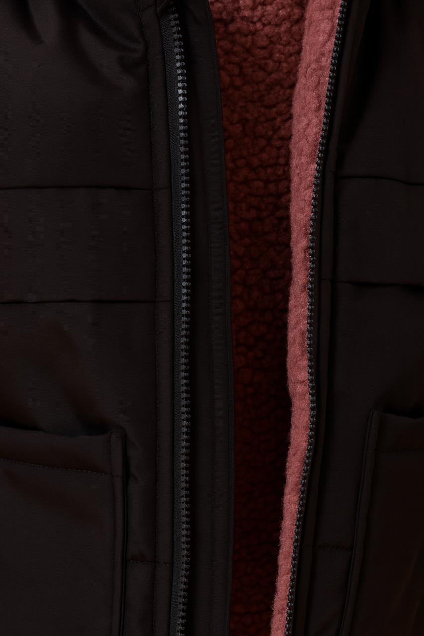 Kız Çocuk Kürklü Kulaklı ve Çanta Aksesuarlı Kalın Kışlık Mont Siyah