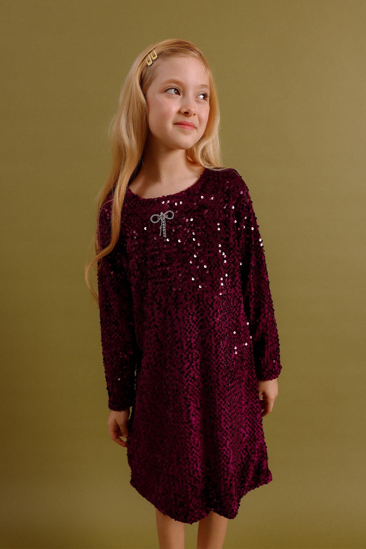 Kız Çocuk Pullu Uzun Kollu Kadife Elbise – Broş Hediyeli Özel Gün Bayramlık Elbise