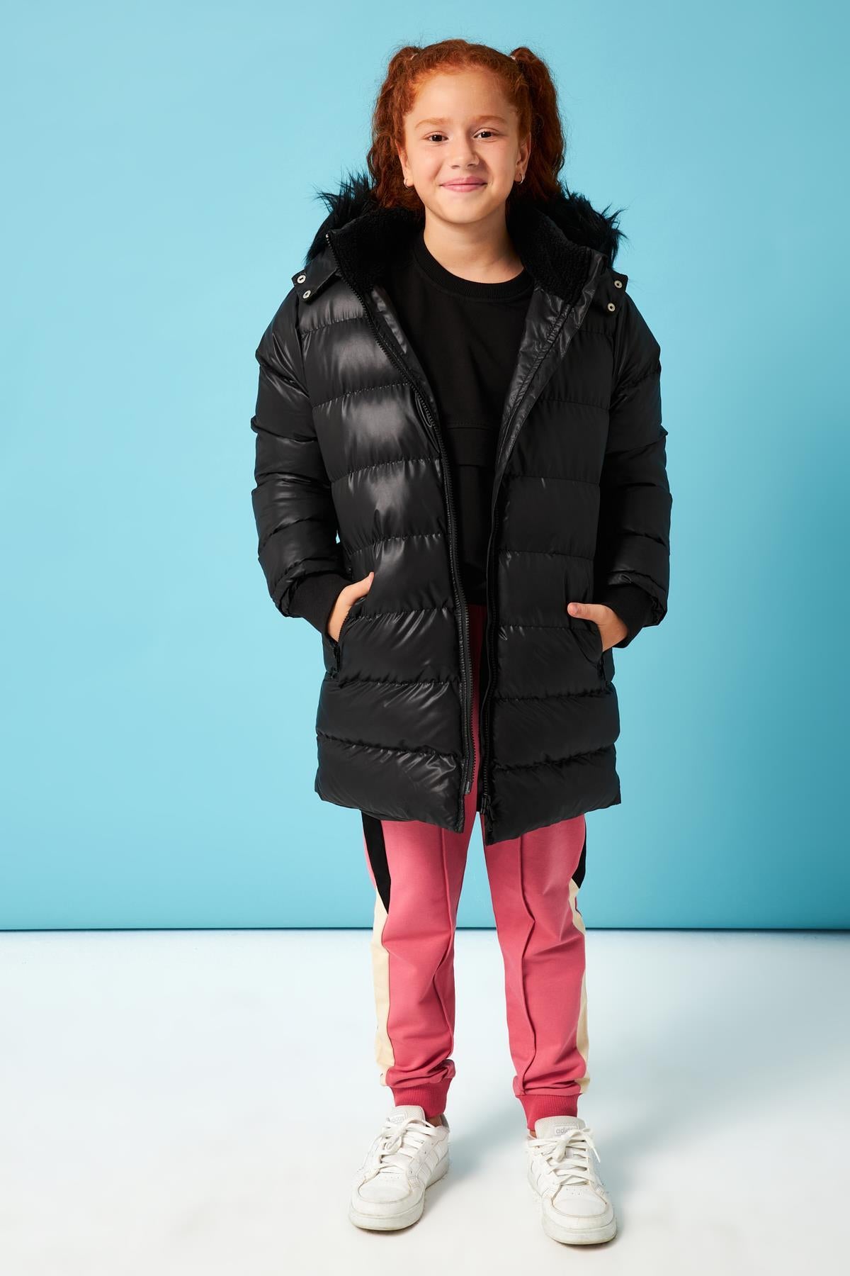 Kürk Kapüşonlu Kız Çocuk Mont