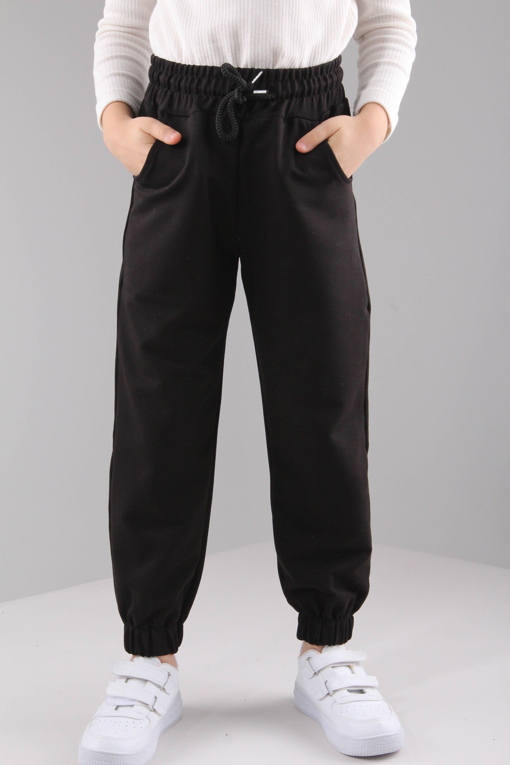 Lastikli Rahat Kesim Cepli Erkek ve Kız Çocuk Unisex Eşofman Altı