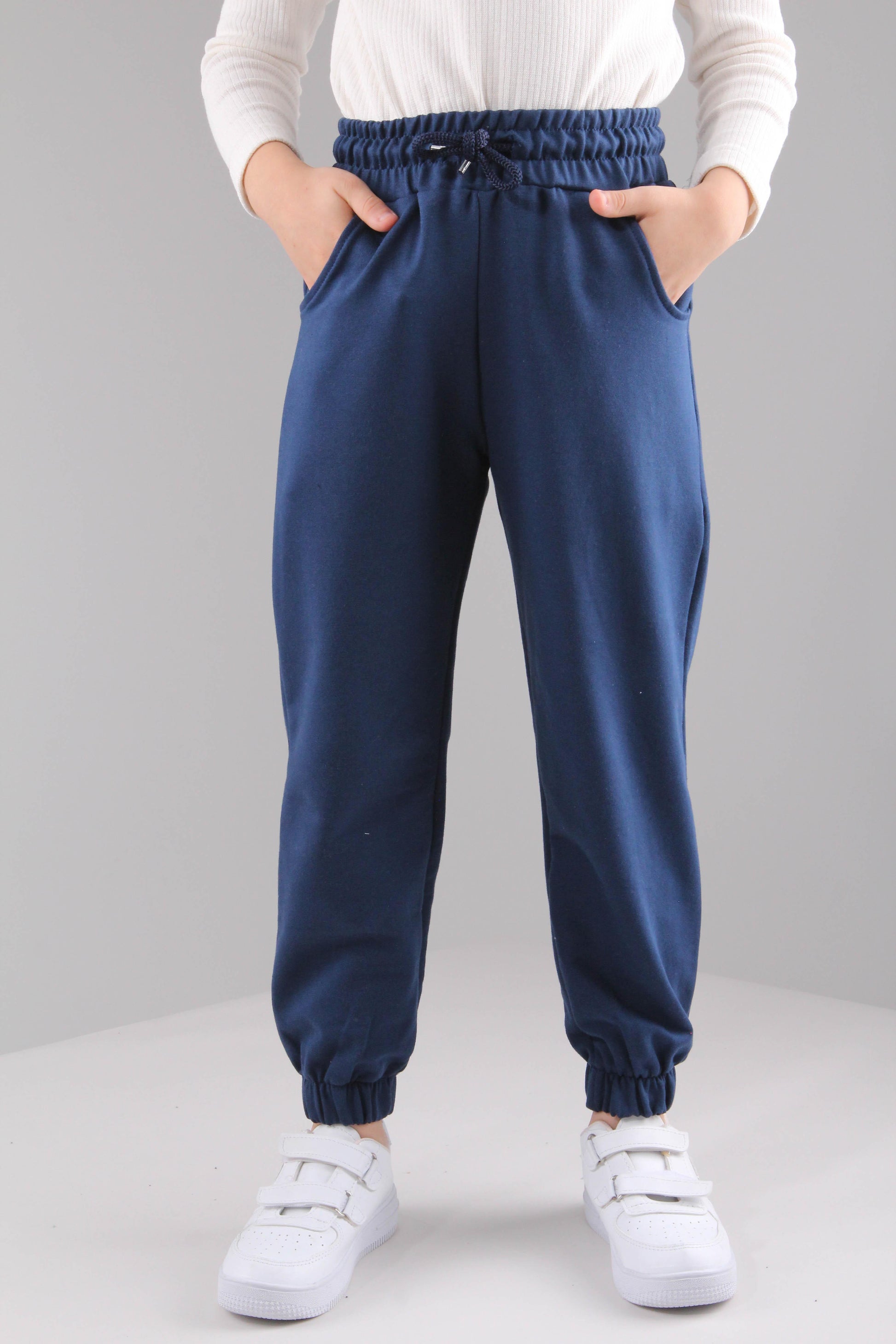 Lastikli Rahat Kesim Cepli Erkek ve Kız Çocuk Unisex Eşofman Altı