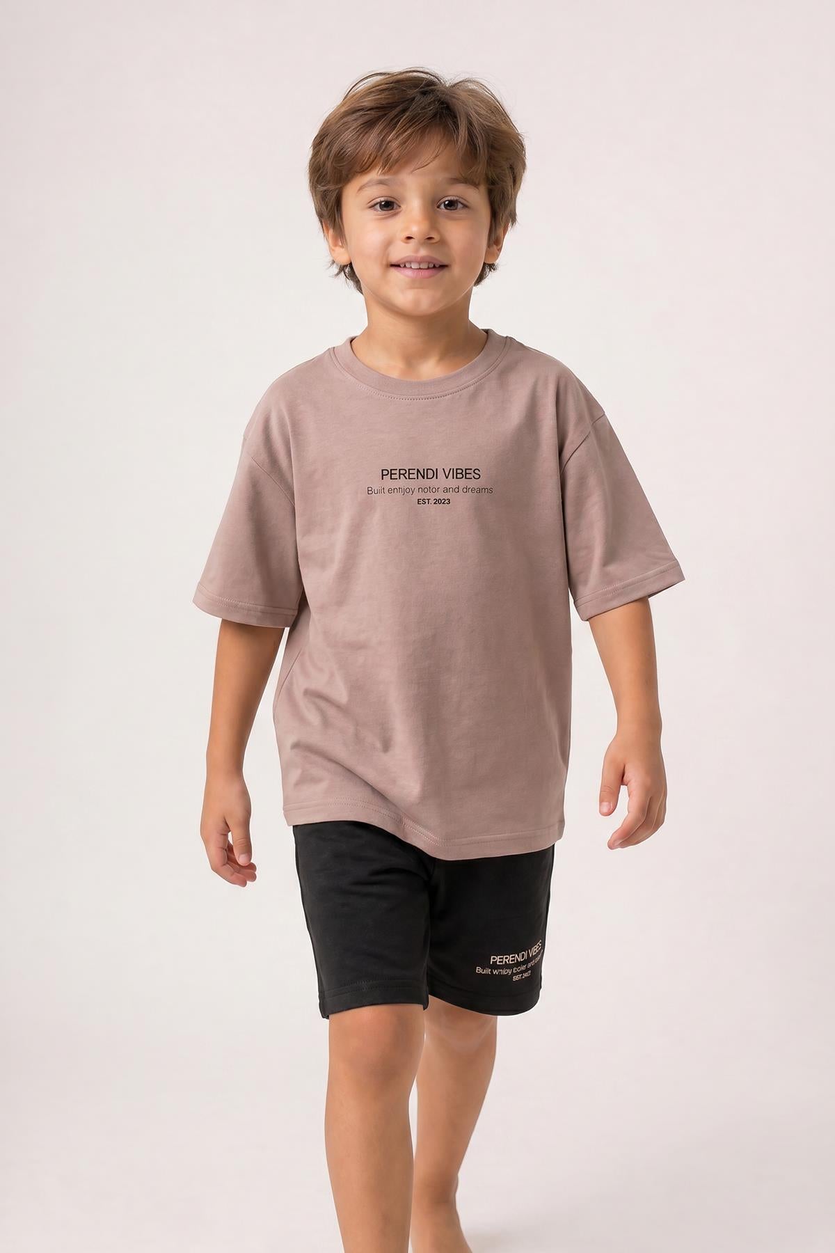 Erkek Çocuk Perendi Vibes Baskılı Oversize Şortlu Takım