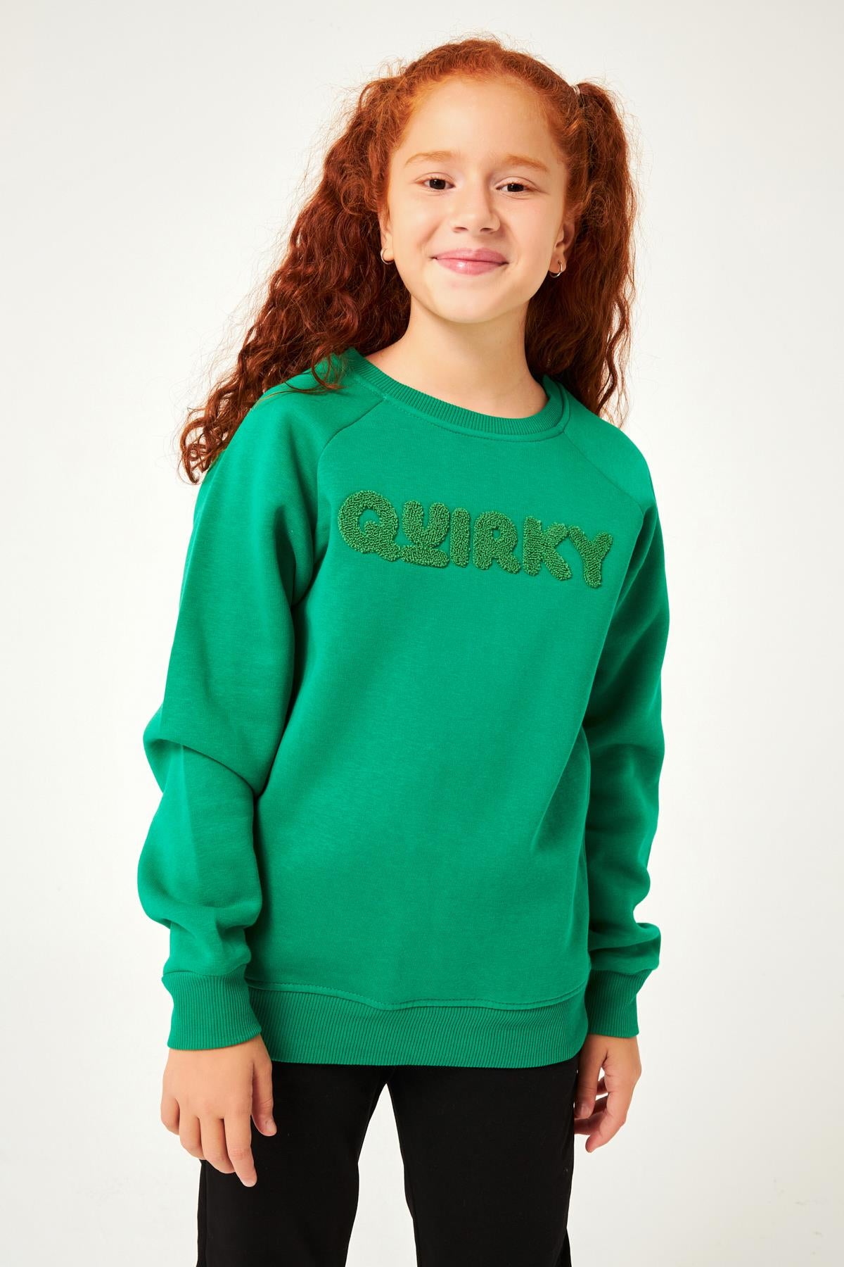 Regular Fit Bisiklet Yaka Süzene Nakışlı Unisex Çocuk Sweatshirt Yeşil