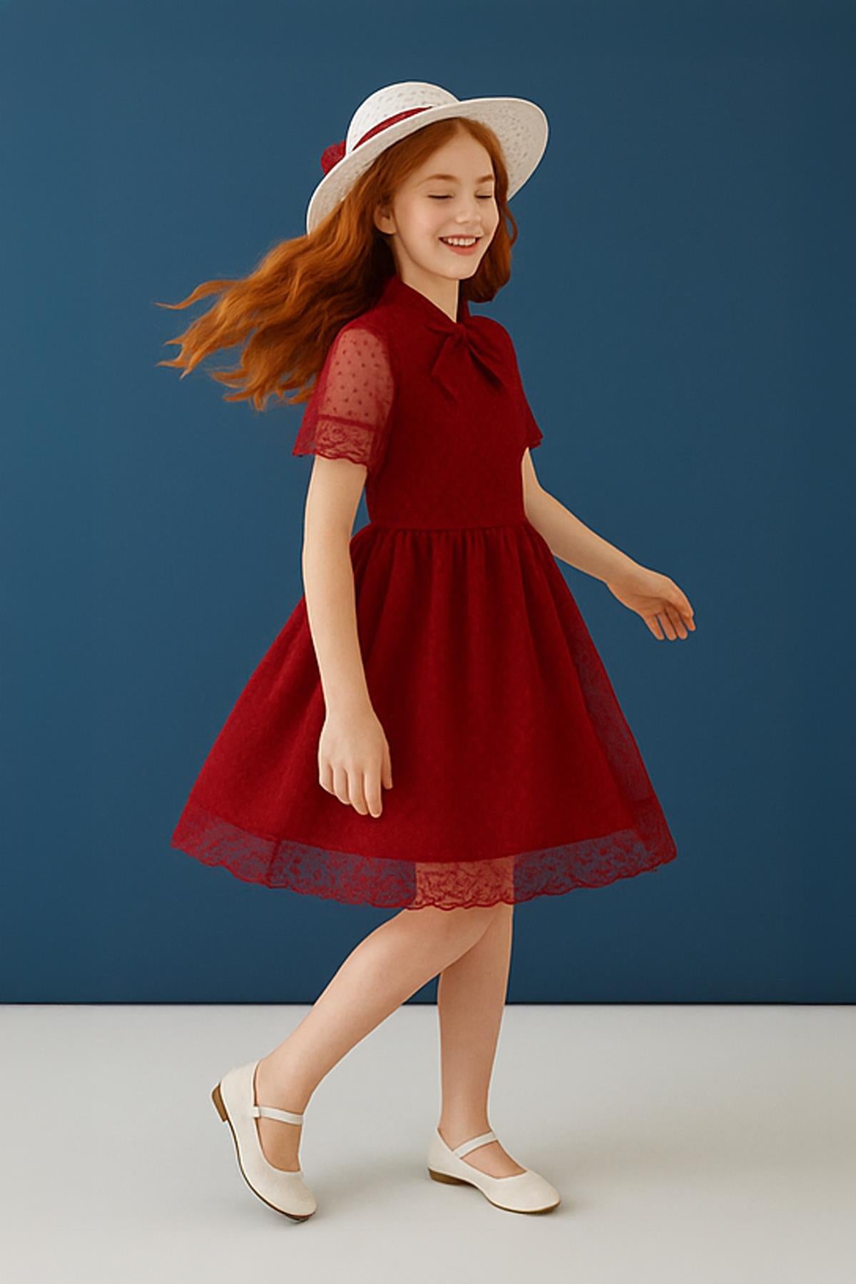 Şapka ve Hostes Yaka Detaylı Kız Çocuk Elbise