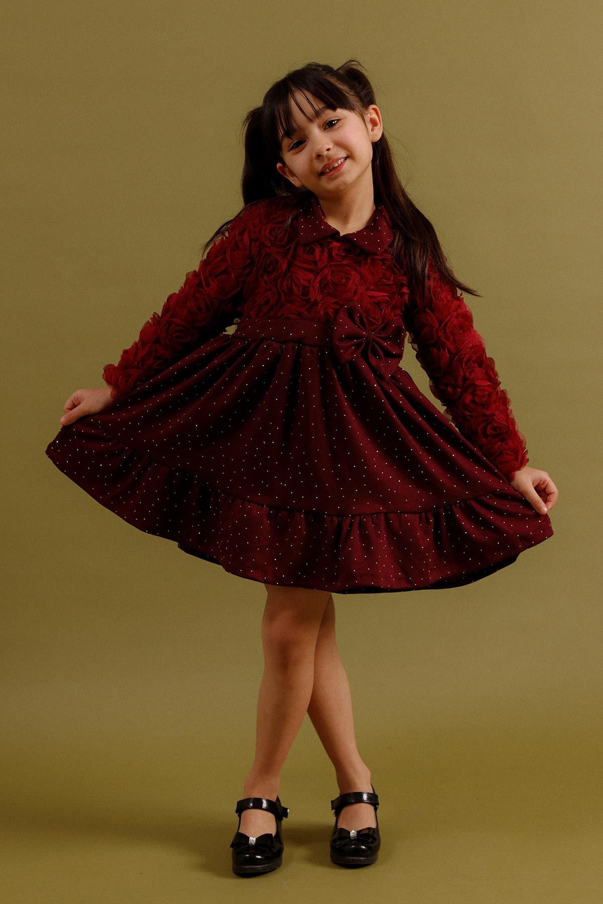 Kız Çocuk Yakalı Gül Dokulu Pamuk Astarlı Özel Gün Elbisesi